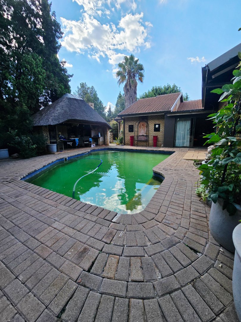 4 Bedroom Property for Sale in Flamwood North West